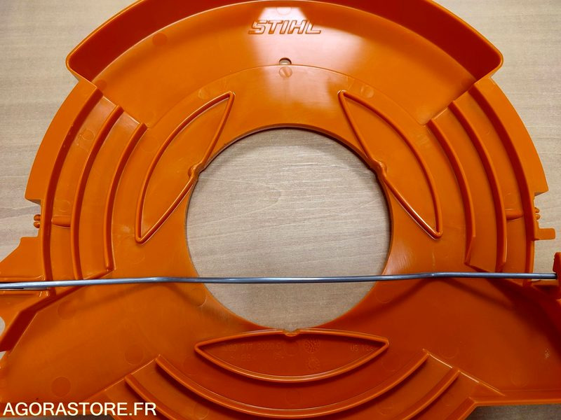 1 protection de transport de lame débroussailleuse STIHL - Trang thiết bị vườn: hình 1 1 protection de transport de lame débroussailleuse STIHL - Trang thiết bị vườn: hình 1