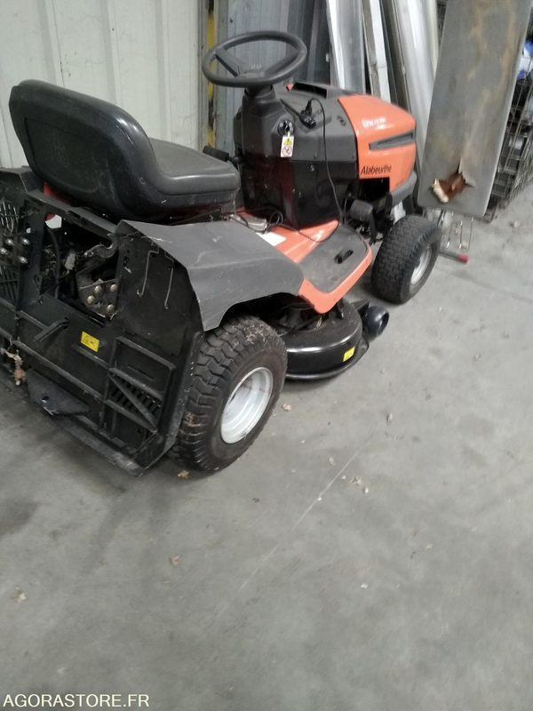 2 tondeuses autoportées - Máy cắt cỏ vườn: hình 2 2 tondeuses autoportées - Máy cắt cỏ vườn: hình 2