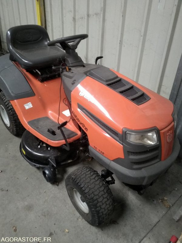 2 tondeuses autoportées - Máy cắt cỏ vườn: hình 1 2 tondeuses autoportées - Máy cắt cỏ vườn: hình 1