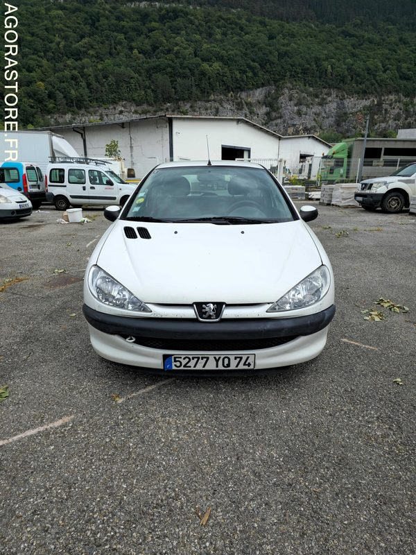 5277 YQ 74 - Peugeot 206 - Xe hơi: hình 1 5277 YQ 74 - Peugeot 206 - Xe hơi: hình 1