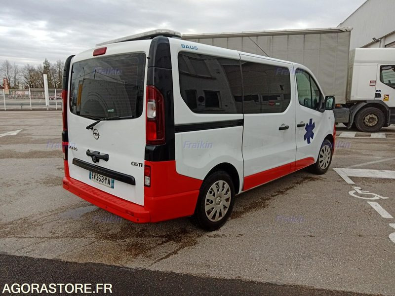 AMBULANCE VIVARO OPEL - 2018 / 304338 KM - EW363YA - Xe van nhỏ gọn: hình 3 AMBULANCE VIVARO OPEL - 2018 / 304338 KM - EW363YA - Xe van nhỏ gọn: hình 3
