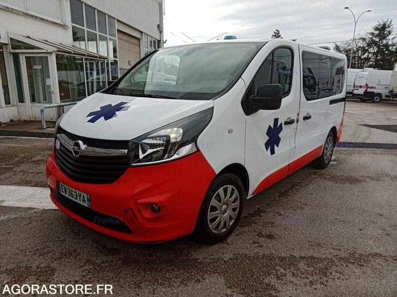 AMBULANCE VIVARO OPEL - 2018 / 304338 KM - EW363YA - Xe van nhỏ gọn: hình 4 AMBULANCE VIVARO OPEL - 2018 / 304338 KM - EW363YA - Xe van nhỏ gọn: hình 4