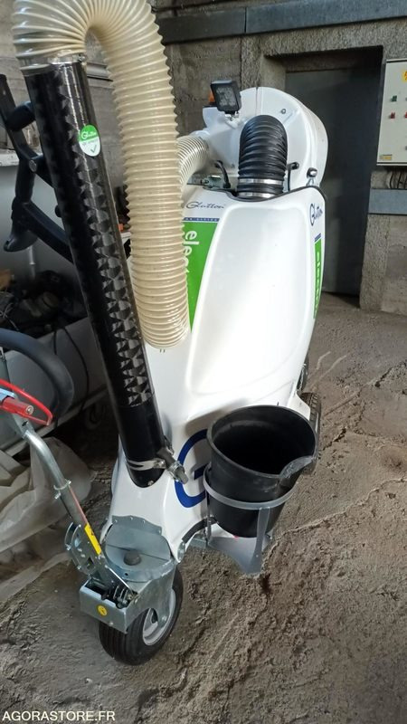 ASPIRATEUR DE VOIERIE GLOUTON - Trang thiết bị vườn: hình 1 ASPIRATEUR DE VOIERIE GLOUTON - Trang thiết bị vườn: hình 1