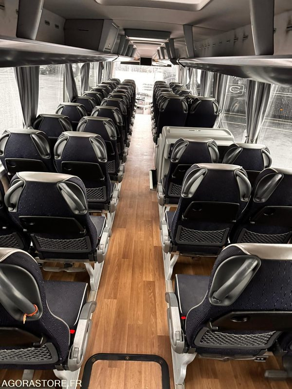 AUTOCAR MAN LIONS COACH R10 / 13M / 53+1+1+WC / 308 703KM - Xe đò: hình 5 AUTOCAR MAN LIONS COACH R10 / 13M / 53+1+1+WC / 308 703KM - Xe đò: hình 5