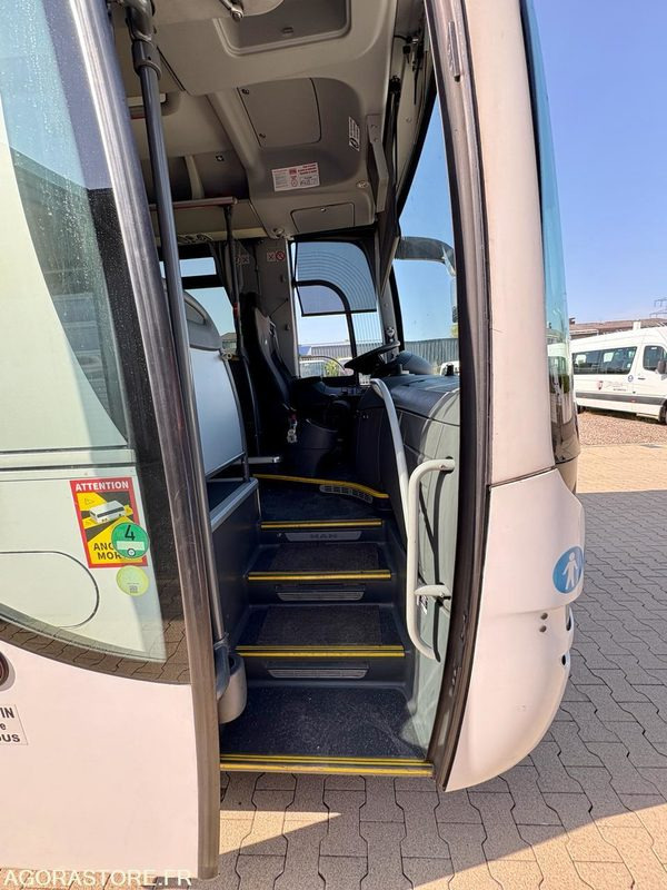 AUTOCAR - MAN Lions Regio - 318.000km - EURO6 - Parc 114 - 2015 - Xe buýt trường học: hình 5 AUTOCAR - MAN Lions Regio - 318.000km - EURO6 - Parc 114 - 2015 - Xe buýt trường học: hình 5