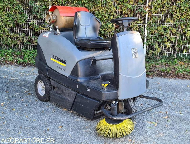 BALAYEUSE KARCHER - 2012 - 182 heures - Xe quét đường: hình 1 BALAYEUSE KARCHER - 2012 - 182 heures - Xe quét đường: hình 1