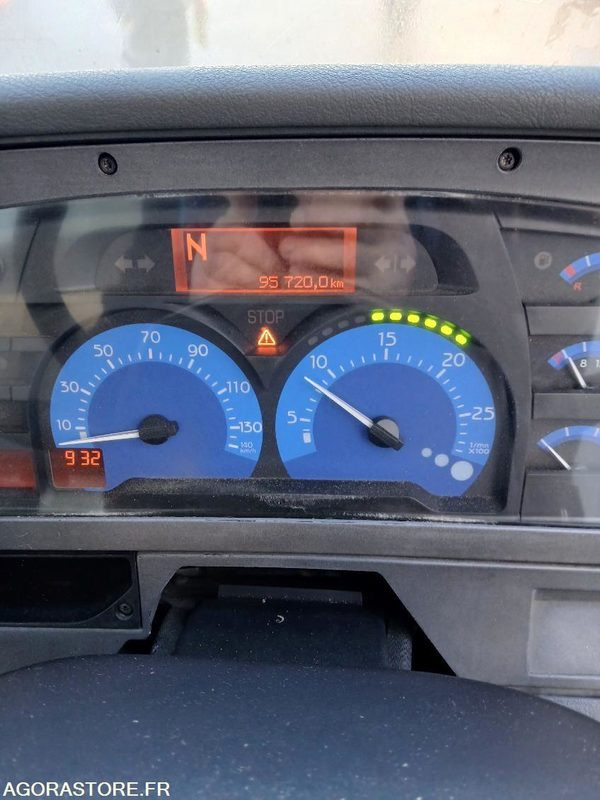 BALAYEUSE RENAULT MIDLUM 220 DCI - Xe quét đường: hình 3 BALAYEUSE RENAULT MIDLUM 220 DCI - Xe quét đường: hình 3