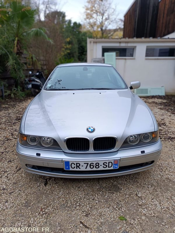BMW SERIE 5 525i 2.5 i 192CH BOITE AUTOMATIQUE - 2001 - 212000KMS - Xe hơi: hình 2 BMW SERIE 5 525i 2.5 i 192CH BOITE AUTOMATIQUE - 2001 - 212000KMS - Xe hơi: hình 2