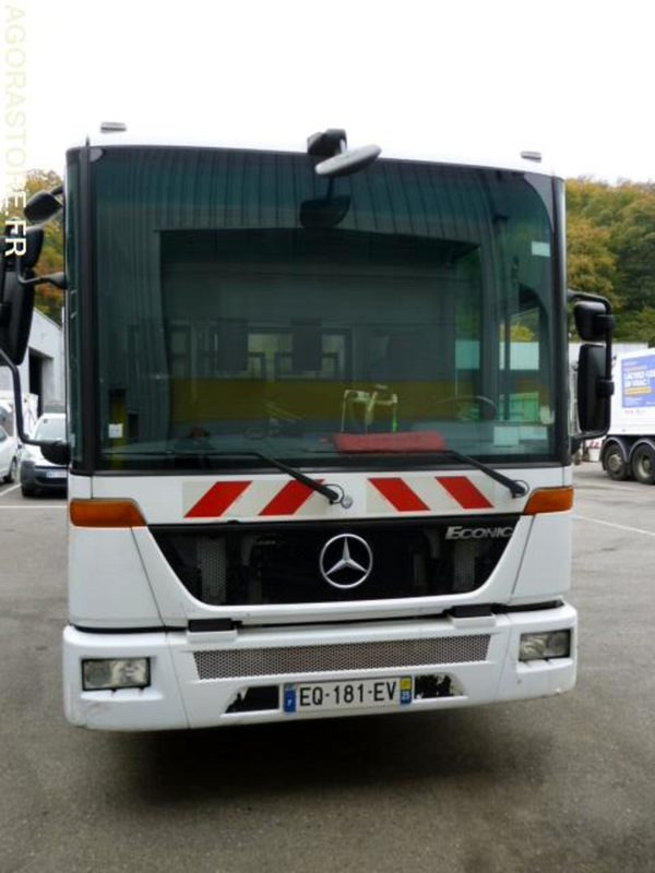 BOM ECONIC MERCEDES CABINE TYPE BUS 2007 4 places 247550kms - Xe tải chở rác: hình 3 BOM ECONIC MERCEDES CABINE TYPE BUS 2007 4 places 247550kms - Xe tải chở rác: hình 3