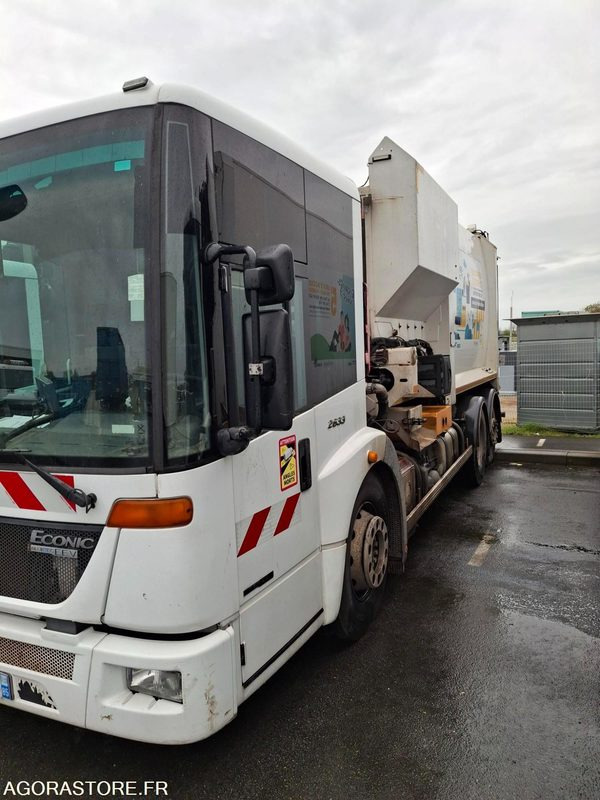 BOM Mercedes Econic 256043 kms 2013 - CW-017-YS - Xe tải chở rác: hình 5 BOM Mercedes Econic 256043 kms 2013 - CW-017-YS - Xe tải chở rác: hình 5