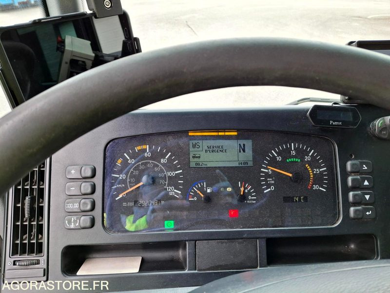 BOM Mercedes Econic 292045 kms 2013 - CW-067-TW - Xe tải chở rác: hình 4 BOM Mercedes Econic 292045 kms 2013 - CW-067-TW - Xe tải chở rác: hình 4