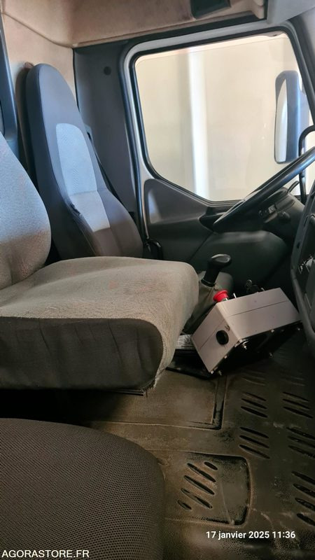 BOM RENAULT PREMIUM 270 DCI VOIE ETROITE - 2004 - 320239KM - Xe tải chở rác: hình 5 BOM RENAULT PREMIUM 270 DCI VOIE ETROITE - 2004 - 320239KM - Xe tải chở rác: hình 5