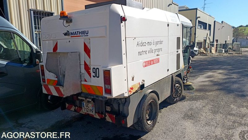 Balayeuse - Mathieu Ravo 560 - 2008 - 894640km - Xe quét đường: hình 2 Balayeuse - Mathieu Ravo 560 - 2008 - 894640km - Xe quét đường: hình 2