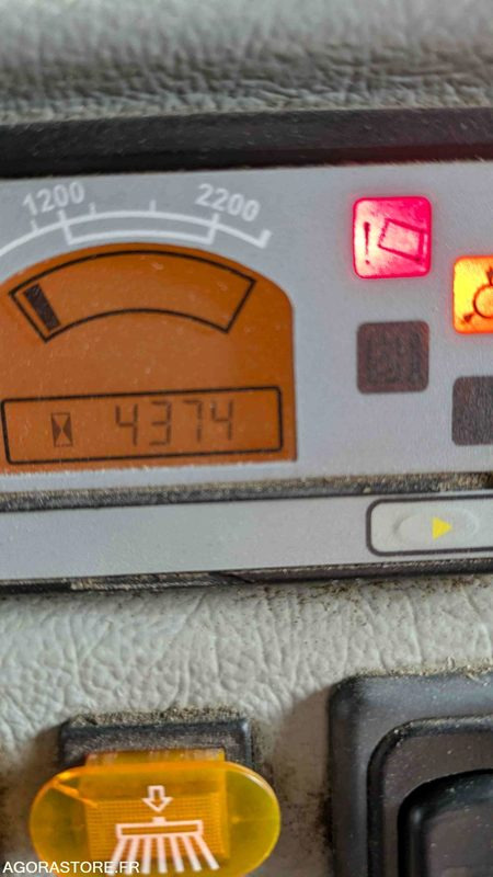 Balayeuse de voirie - Xe quét đường: hình 5 Balayeuse de voirie - Xe quét đường: hình 5