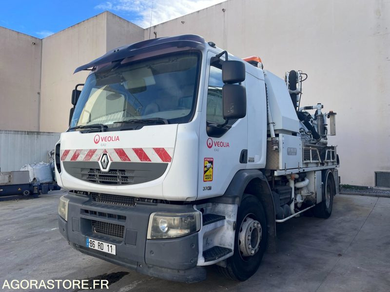 CAMION RENAULT19 HYDROCURER HUWER - 2018 / 341 258 KM - Xe tải chân không: hình 3 CAMION RENAULT19 HYDROCURER HUWER - 2018 / 341 258 KM - Xe tải chân không: hình 3