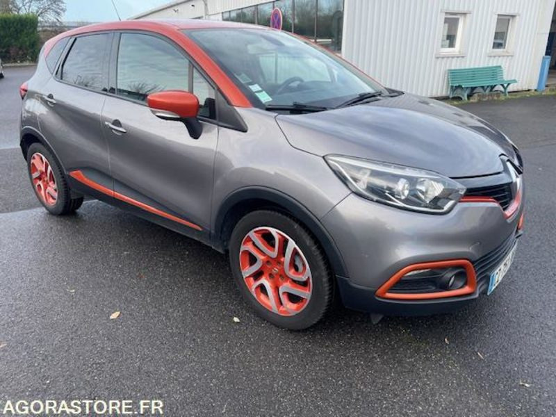 CAPTUR INTENS Tce 120cv EDC- 09/2013- 174250KM - SUV: hình 4 CAPTUR INTENS Tce 120cv EDC- 09/2013- 174250KM - SUV: hình 4