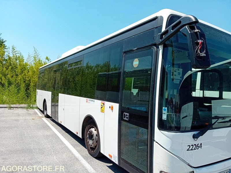 CAR IRISBUS CROSSWAY LOW ENTRY 22264 MEC 2014 697141KM DC-959-KG - Xe buýt trường học: hình 2 CAR IRISBUS CROSSWAY LOW ENTRY 22264 MEC 2014 697141KM DC-959-KG - Xe buýt trường học: hình 2