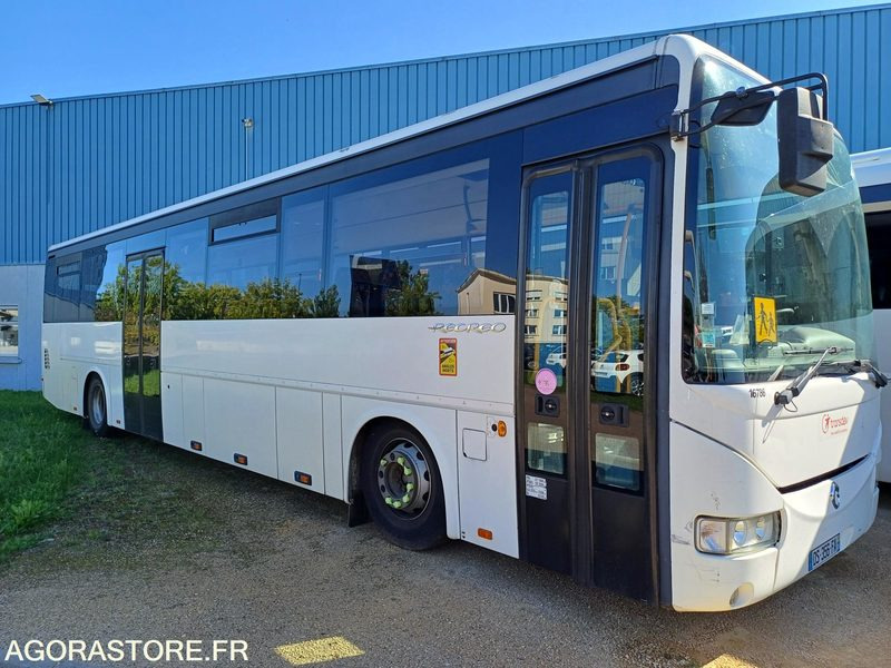 CAR IRISBUS RECREO - N°16786 - MEC2008 -435000KM DS-356-FA - Xe buýt trường học: hình 2 CAR IRISBUS RECREO - N°16786 - MEC2008 -435000KM DS-356-FA - Xe buýt trường học: hình 2