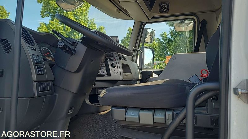 Xe tải nâng móc CH 803 ML - RENAULT PREMIUM 380 - 2012 - 513578KM: hình 9 Xe tải nâng móc CH 803 ML - RENAULT PREMIUM 380 - 2012 - 513578KM: hình 9