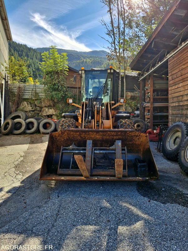 CHARGEUSE CASE 521 F N° DE SERIE NDHE12059 - Máy xúc lật: hình 1 CHARGEUSE CASE 521 F N° DE SERIE NDHE12059 - Máy xúc lật: hình 1