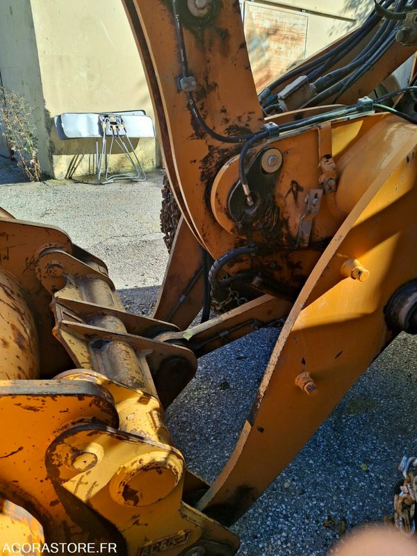 CHARGEUSE CASE 521 F N° DE SERIE NDHE12059 - Máy xúc lật: hình 4 CHARGEUSE CASE 521 F N° DE SERIE NDHE12059 - Máy xúc lật: hình 4