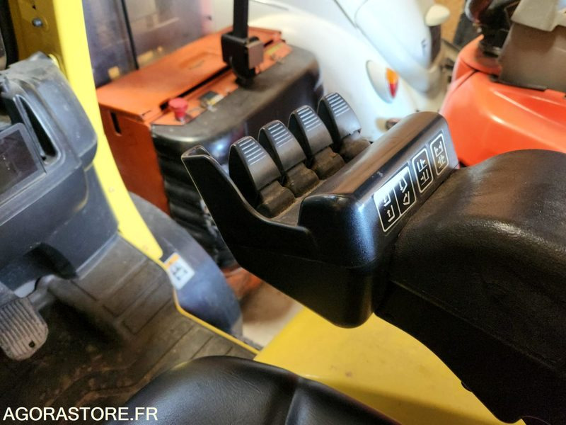 CHARIOT ELEVATEUR DIESEL 3T5 HYSTER H3.5FT - 2007 - 1033 heures - Xe nâng diesel: hình 4 CHARIOT ELEVATEUR DIESEL 3T5 HYSTER H3.5FT - 2007 - 1033 heures - Xe nâng diesel: hình 4