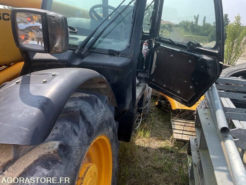CHARIOT ELEVATEUR JCB 525 -125 / 2004 - Xe nâng: hình 1 CHARIOT ELEVATEUR JCB 525 -125 / 2004 - Xe nâng: hình 1