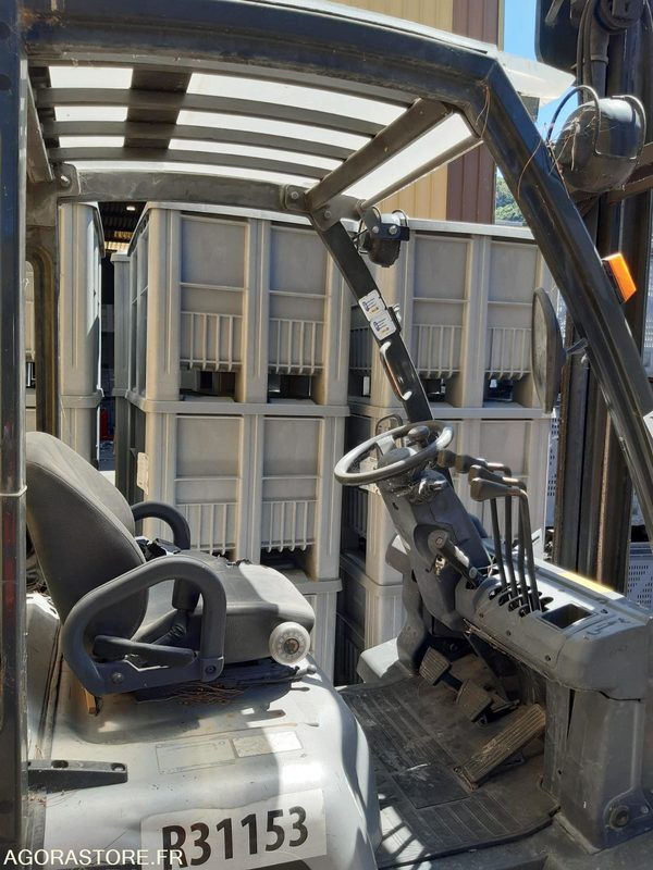 CHARIOT ELEVATEUR NISSAN FOURCHES ROTATIVE HS (R31153) GAZ - Xe nâng gas: hình 2 CHARIOT ELEVATEUR NISSAN FOURCHES ROTATIVE HS (R31153) GAZ - Xe nâng gas: hình 2