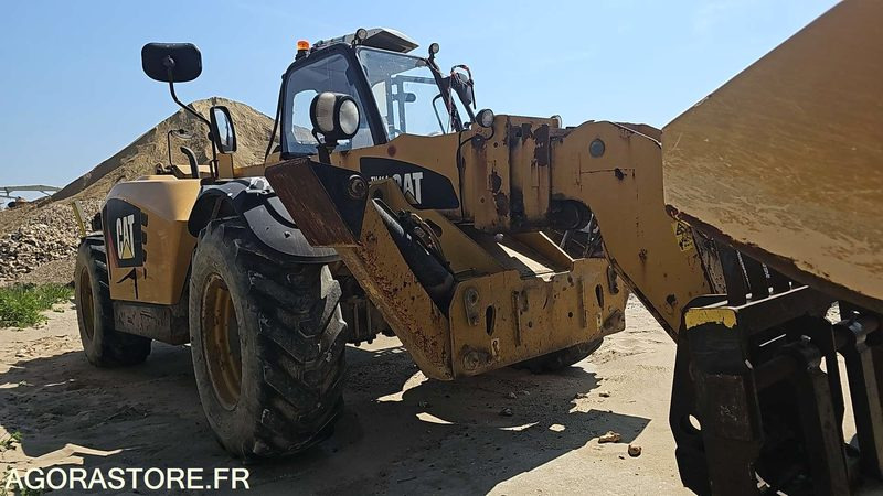 CHARIOT TELESCOPIQUE CATERPILLAR TH414 - YC5000000TBZ00826 - 2012/ 7892 HEURES - Xe nâng diesel: hình 2 CHARIOT TELESCOPIQUE CATERPILLAR TH414 - YC5000000TBZ00826 - 2012/ 7892 HEURES - Xe nâng diesel: hình 2