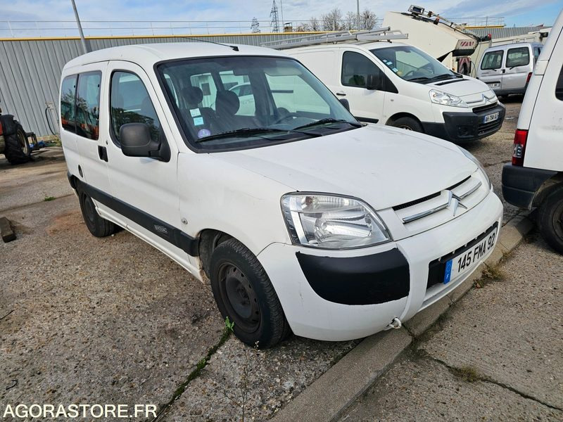 CITROEN BERLINGO - 2008 -149033KM -145FMA92 - Xe hơi: hình 2 CITROEN BERLINGO - 2008 -149033KM -145FMA92 - Xe hơi: hình 2