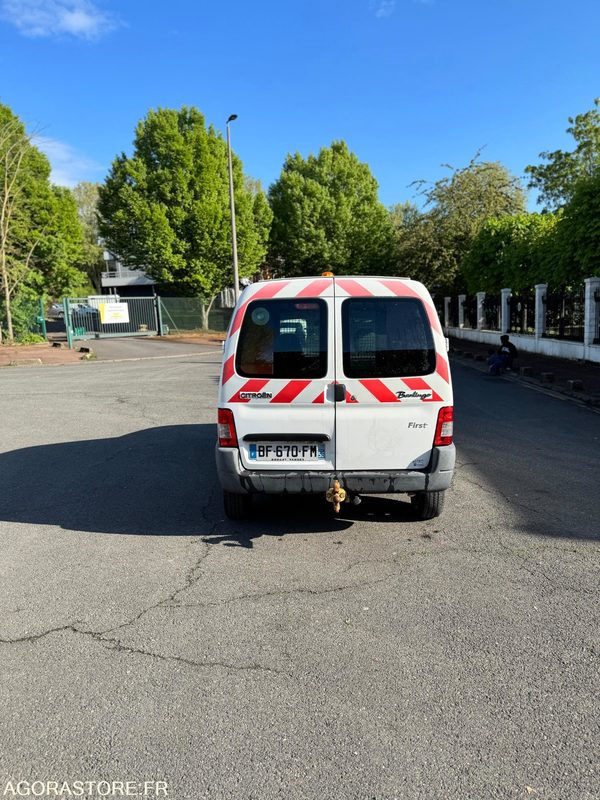 CITROËN BERLINGO - 2010 - 211 000 KM - Xe van nhỏ gọn: hình 2 CITROËN BERLINGO - 2010 - 211 000 KM - Xe van nhỏ gọn: hình 2