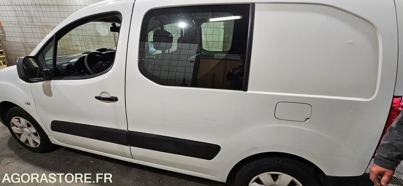 CITROEN BERLINGO ED119VR - Xe van nhỏ gọn: hình 2 CITROEN BERLINGO ED119VR - Xe van nhỏ gọn: hình 2