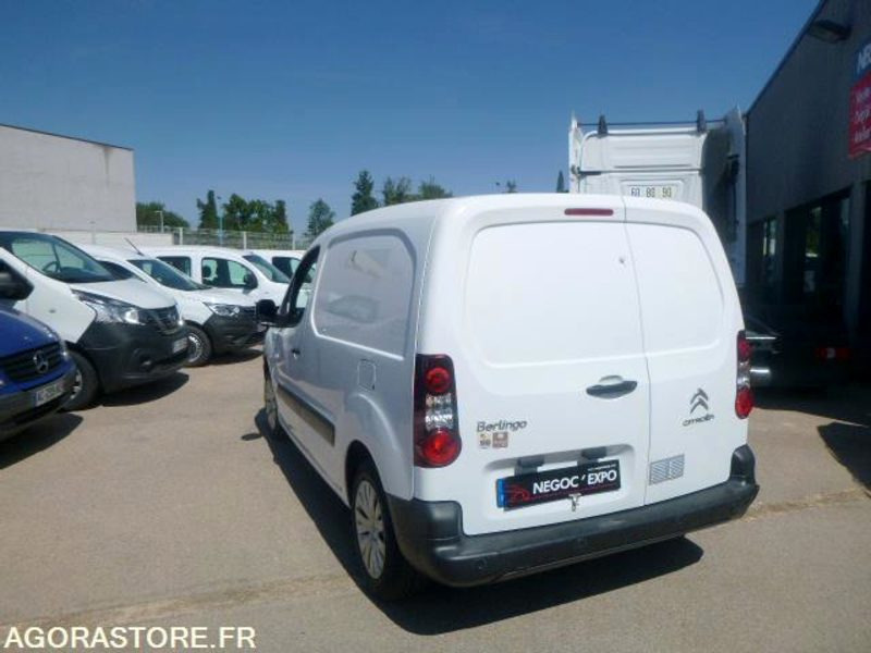 CITROEN BERLINGO UTILITAIRE BOITE AUTO - Xe van nhỏ gọn: hình 4 CITROEN BERLINGO UTILITAIRE BOITE AUTO - Xe van nhỏ gọn: hình 4