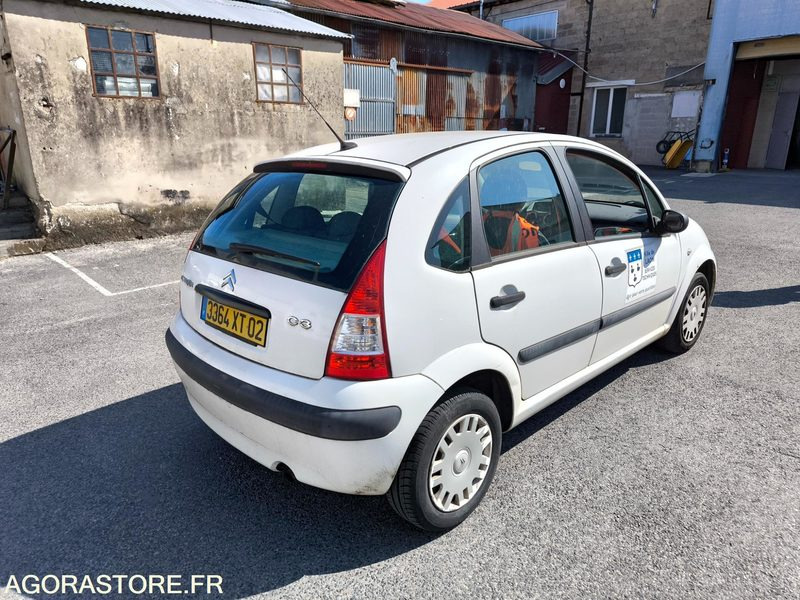 CITROEN C3 166786 kms 2006 - Xe hơi: hình 2 CITROEN C3 166786 kms 2006 - Xe hơi: hình 2