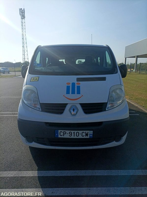 CP-910-CW - Roulant - RENAULT TRAFIC - VP - 9 Places - 308 000 Kms - Xe bus mini, Xe van chở khách: hình 3 CP-910-CW - Roulant - RENAULT TRAFIC - VP - 9 Places - 308 000 Kms - Xe bus mini, Xe van chở khách: hình 3