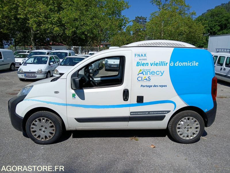CX 592 PV - Peugeot Bipper Frigorifique - Xe van nhỏ gọn: hình 3 CX 592 PV - Peugeot Bipper Frigorifique - Xe van nhỏ gọn: hình 3