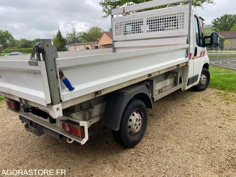 Camion benne Peugeot BOXER - 2014 - 70 000km - Xe ben nhỏ: hình 2 Camion benne Peugeot BOXER - 2014 - 70 000km - Xe ben nhỏ: hình 2