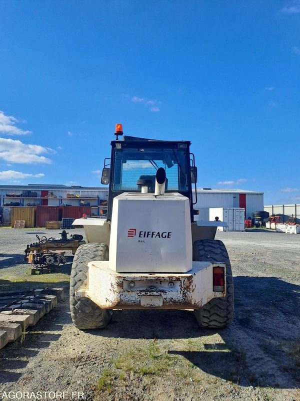 Chargeuse AHLMANN AS200 - 1999 / 6926 HEURES (MMF818/MD351) - Máy ủi: hình 3 Chargeuse AHLMANN AS200 - 1999 / 6926 HEURES (MMF818/MD351) - Máy ủi: hình 3