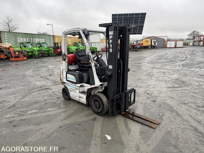 Chariot élévateur NISSAN GAZ 1.5T type P1D1A15LQ - Xe nâng gas: hình 3 Chariot élévateur NISSAN GAZ 1.5T type P1D1A15LQ - Xe nâng gas: hình 3