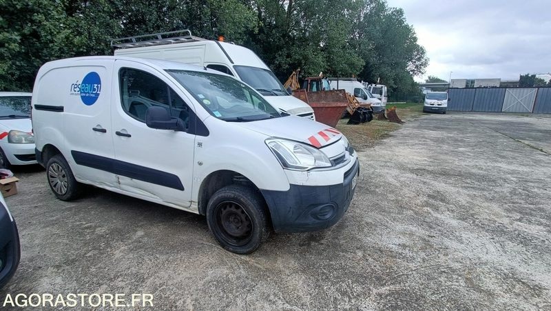Citroën Berlingo - 2013 - 179468kms - CR302KK - Xe van nhỏ gọn: hình 3 Citroën Berlingo - 2013 - 179468kms - CR302KK - Xe van nhỏ gọn: hình 3