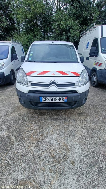 Citroën Berlingo - 2013 - 179468kms - CR302KK - Xe van nhỏ gọn: hình 2 Citroën Berlingo - 2013 - 179468kms - CR302KK - Xe van nhỏ gọn: hình 2