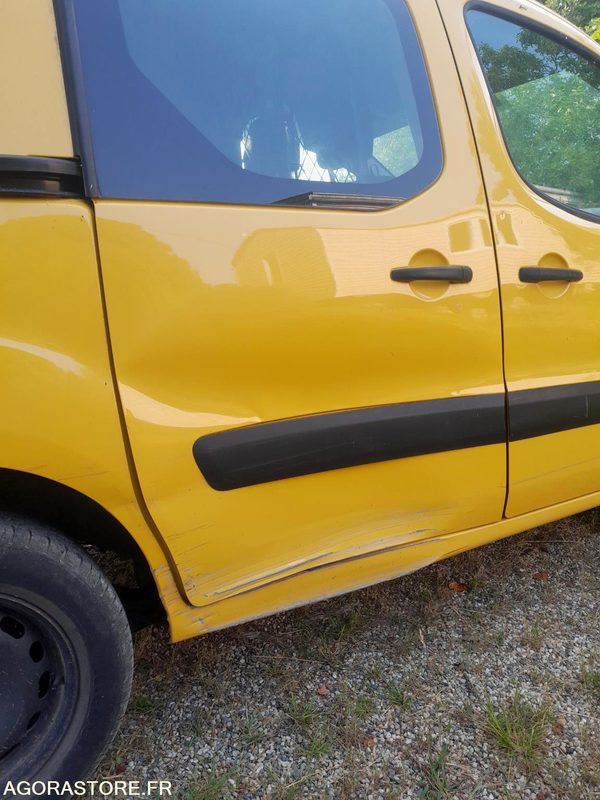 Citroën Berlingo - 2017 - 115000 KM - Xe van nhỏ gọn: hình 3 Citroën Berlingo - 2017 - 115000 KM - Xe van nhỏ gọn: hình 3