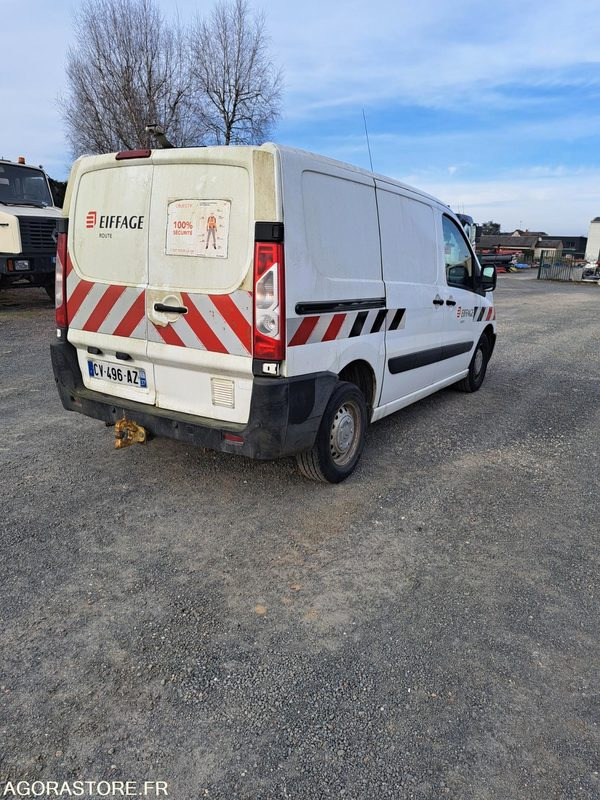 Citroen Jumpy - 2013 - 275561kms - ME427 - Xe van chở hàng: hình 2 Citroen Jumpy - 2013 - 275561kms - ME427 - Xe van chở hàng: hình 2