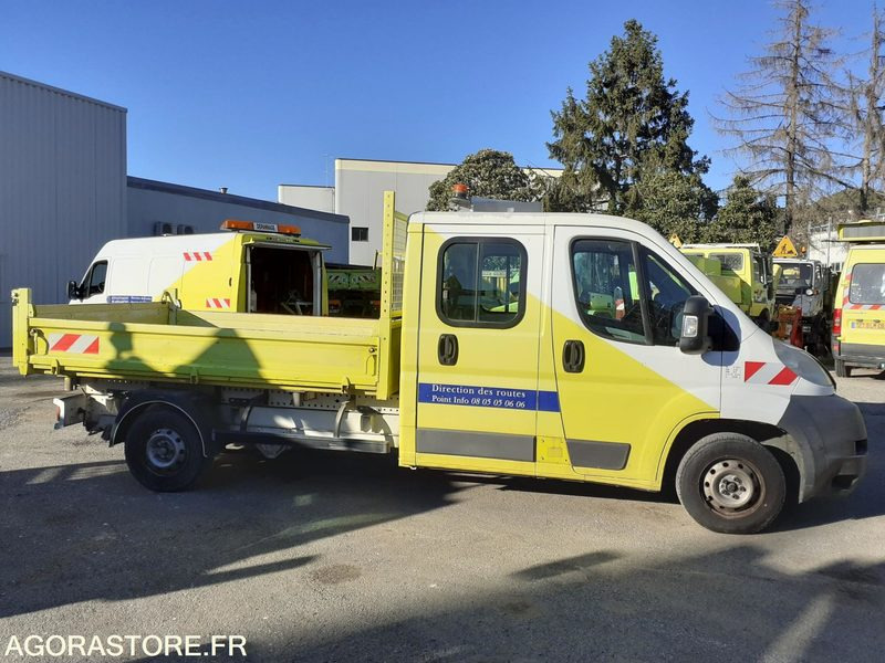 Citroën jumper 2010 - 207424kms - Xe ben nhỏ: hình 1 Citroën jumper 2010 - 207424kms - Xe ben nhỏ: hình 1