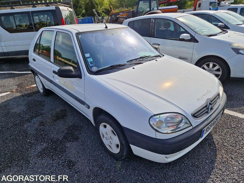 Citroën saxo - 2003 - 191718 - 959AGM51 - Xe hơi: hình 2 Citroën saxo - 2003 - 191718 - 959AGM51 - Xe hơi: hình 2