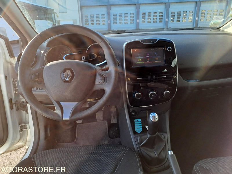 Clio IV 1.5 DCI de 2015 - Xe hơi: hình 1 Clio IV 1.5 DCI de 2015 - Xe hơi: hình 1