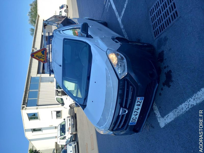 DACIA DOKKER BENNE - Xe ben nhỏ: hình 1 DACIA DOKKER BENNE - Xe ben nhỏ: hình 1
