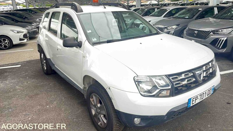 DACIA DUSTER - 2017 - 173388KM - EP701QD - SUV: hình 2 DACIA DUSTER - 2017 - 173388KM - EP701QD - SUV: hình 2