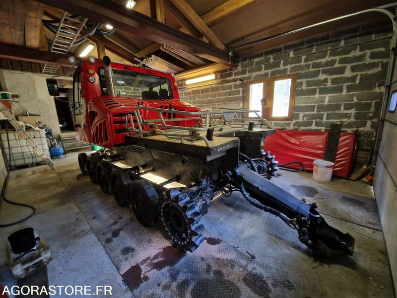 Dameuse Kässbohrer Pisten Bully PB600 - Xe dọn tuyết: hình 2 Dameuse Kässbohrer Pisten Bully PB600 - Xe dọn tuyết: hình 2