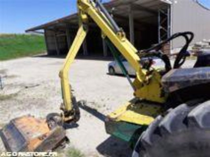 Débroussailleuse épareuse Norémat Tonica M50 - 1999 / 8000 heures - Dàn băm cỏ cần cẩu: hình 3 Débroussailleuse épareuse Norémat Tonica M50 - 1999 / 8000 heures - Dàn băm cỏ cần cẩu: hình 3